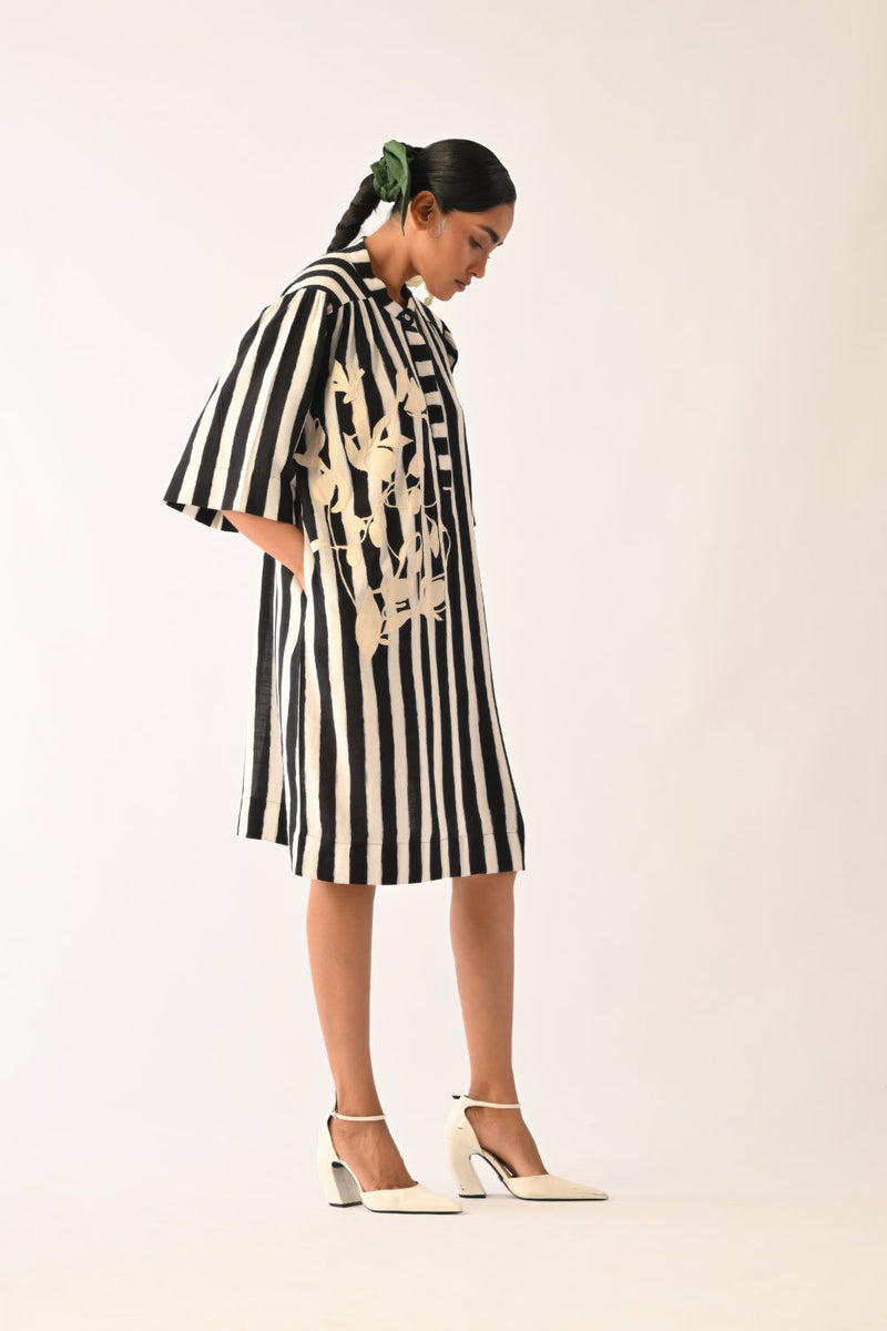 Revolt B&W Beach Appliqué Dress cotton dress by O'Frida in black & white for women Worldwide