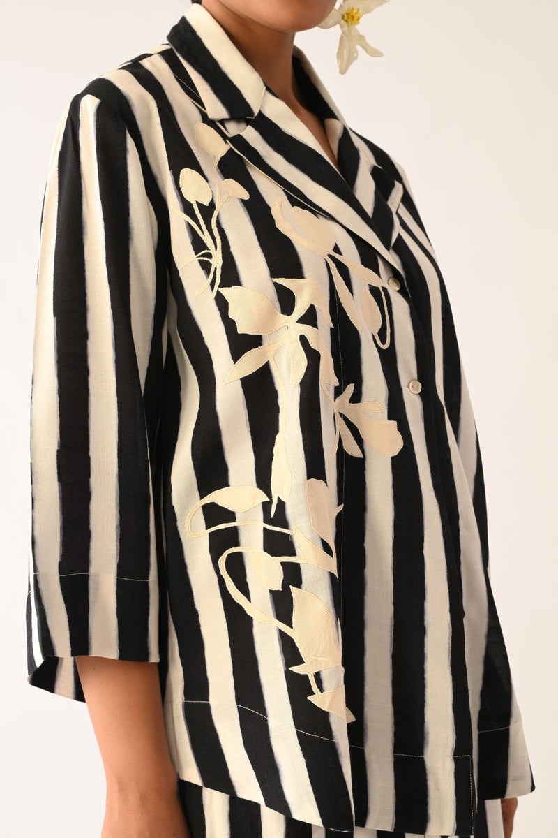 Revolt B&W Psyflora Appliqué Jacket cotton jacket/overlay by O'Frida in black & white for women Worldwide