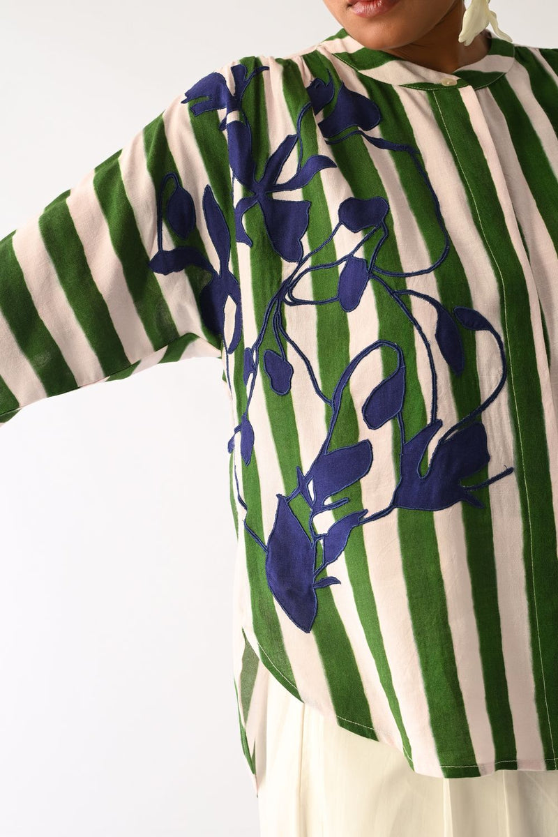 Revolt G Rj Appliqué Top cotton top/shirt by O'Frida in green & white for women Worldwide