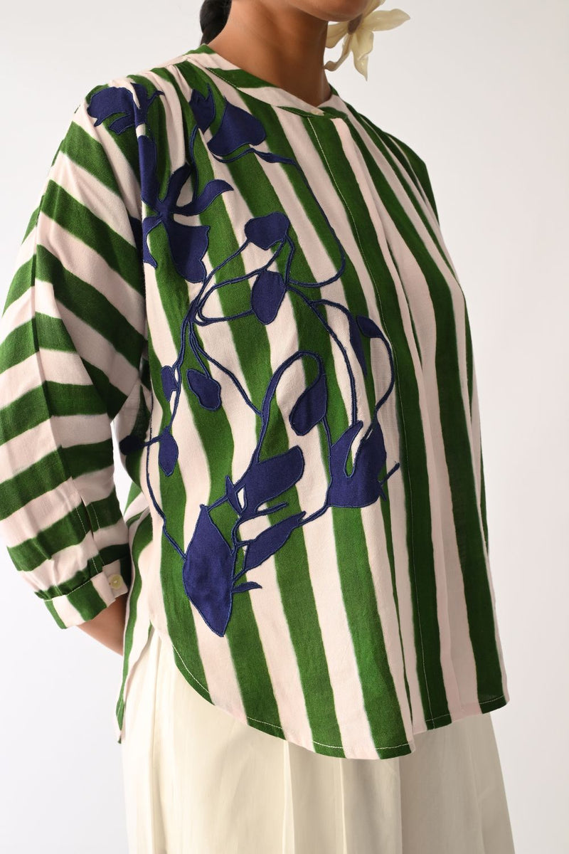 Revolt G Rj Appliqué Top cotton top/shirt by O'Frida in green & white for women Worldwide