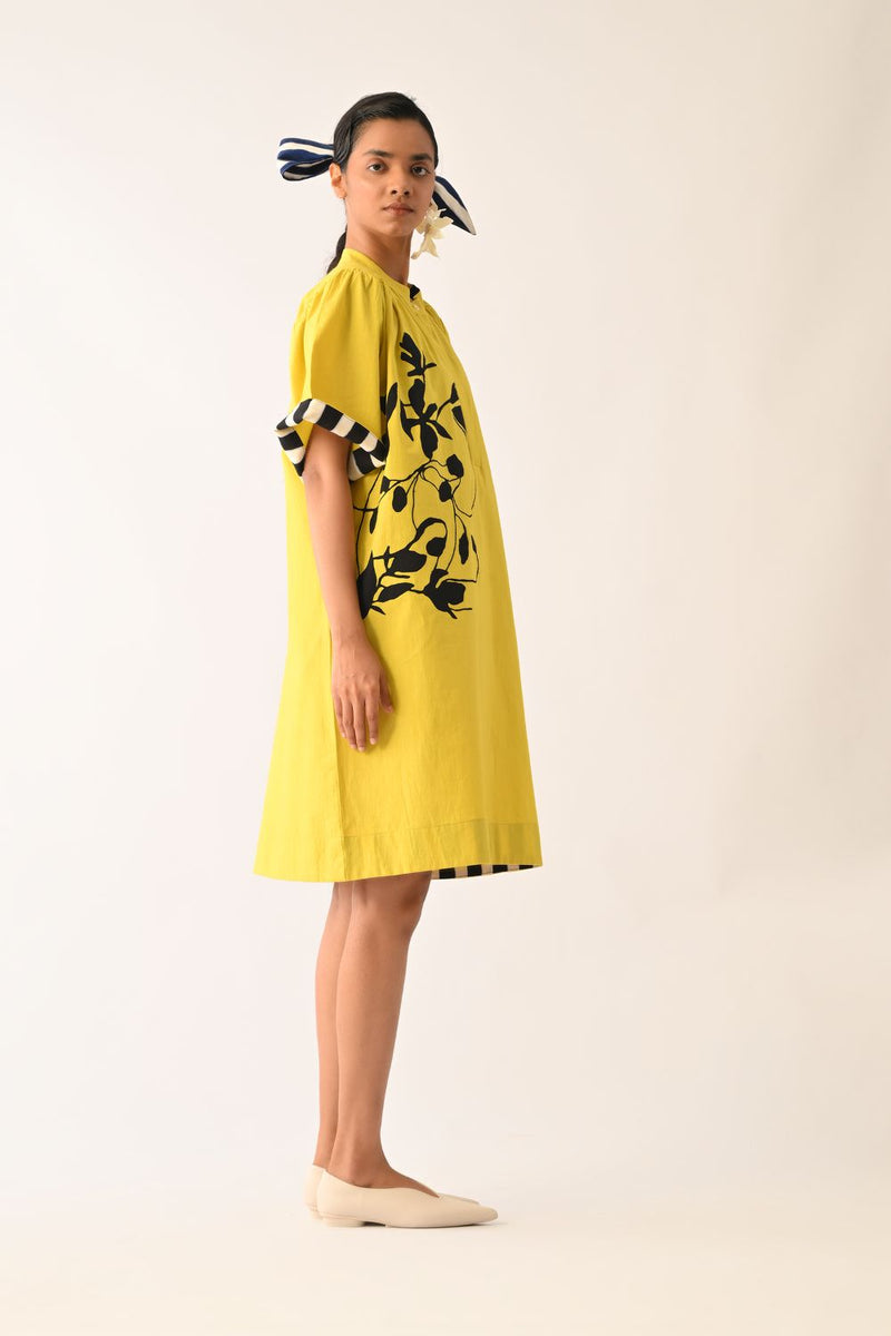 Mono Citrus Beach Appliqué Dress poplin dress by O'Frida in citrus for women Worldwide