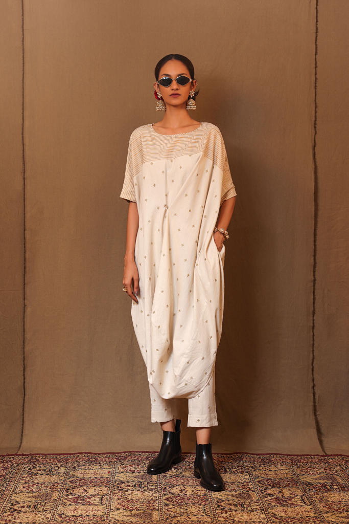 Off-White Club EMB SE Pants 100% cotton by Mati in white color for women Worldwide