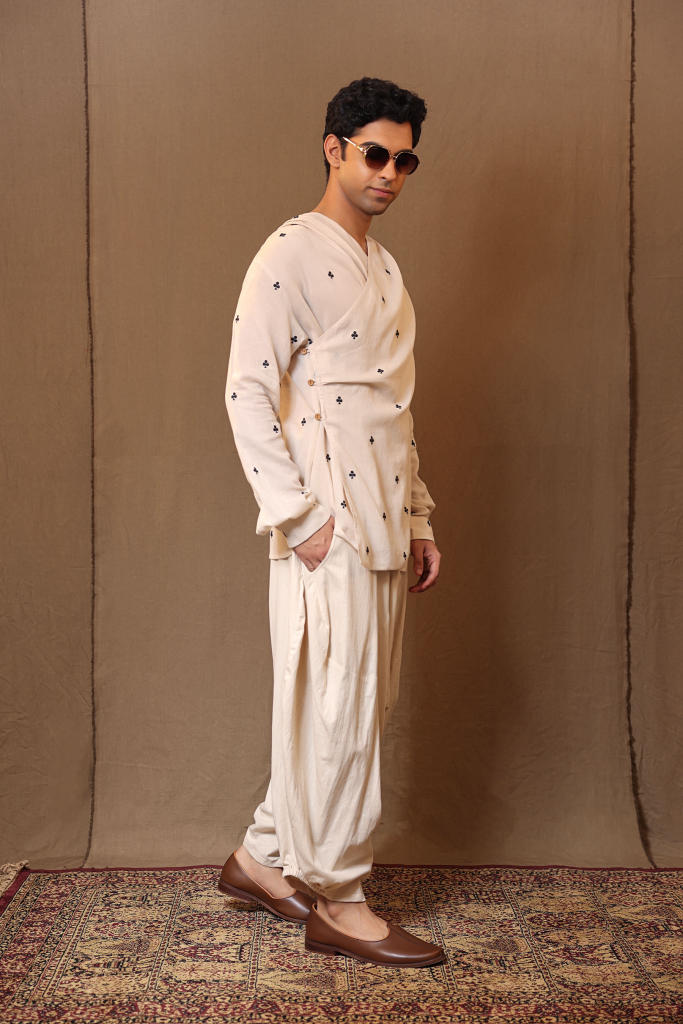 Off-White EMB Back Club Overlap Set (2 PCS)