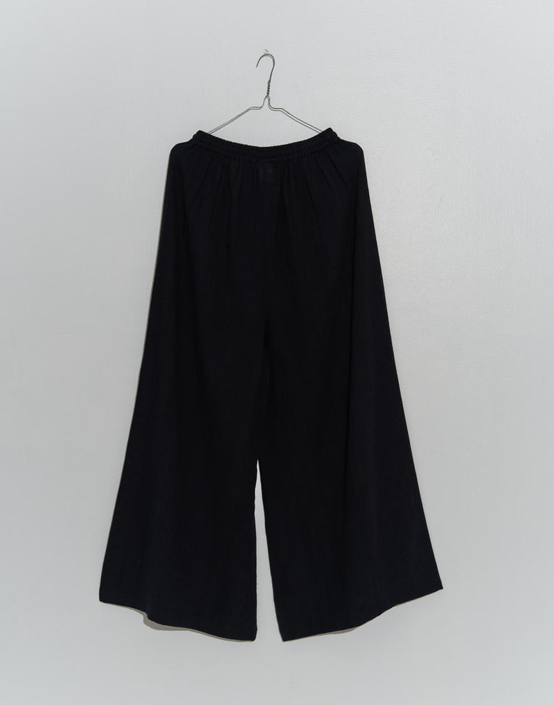 Organic black lounge-Pant cotton by World of Crow in black color for women Worldwide