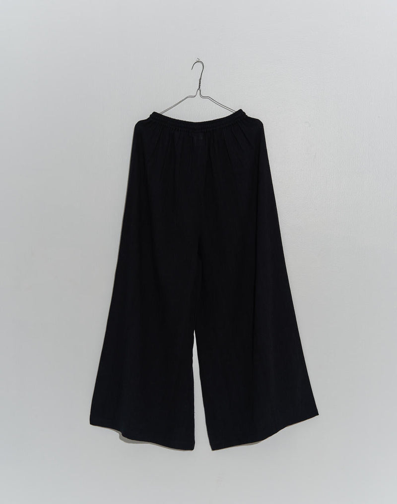 Organic black lounge-Pant cotton by World of Crow in black color for women Worldwide