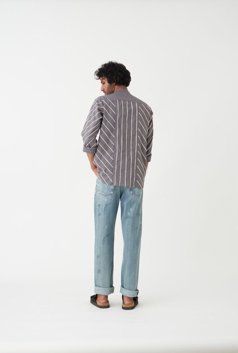 DIAGONAL EMB. SHIRT - GREY