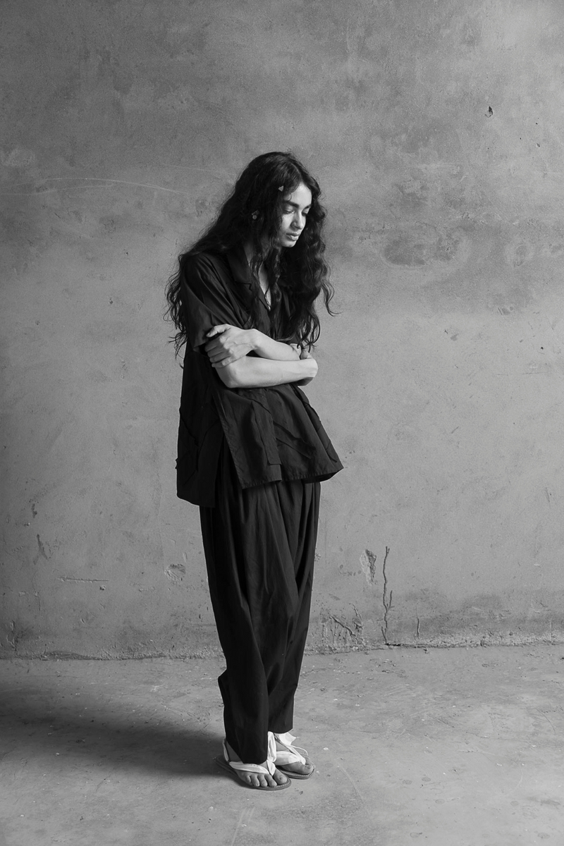 PRASNA MEDITION SET 100% cotton by Ituvana in black color for women Worldwide