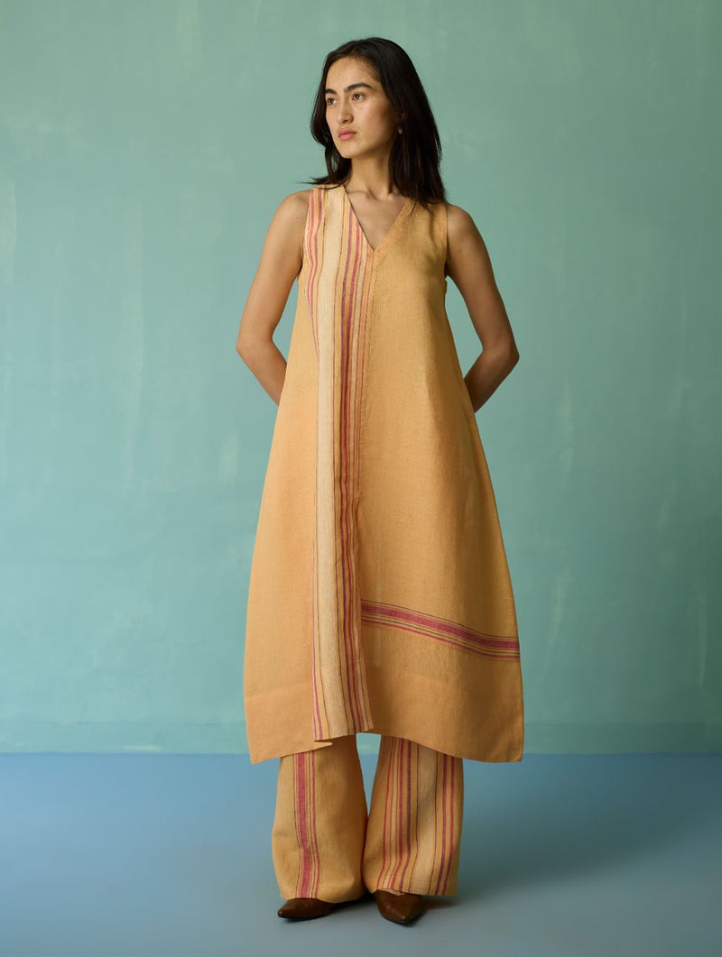 Vanya Border Linen Sleeveless Kurta Set - Apricot linen light kurta set by Manan in apricot for women Worldwide