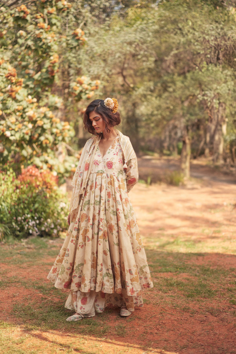 Ashara Anarkali Set chanderi by Paulmi & Harsh in ivory for women Worldwide