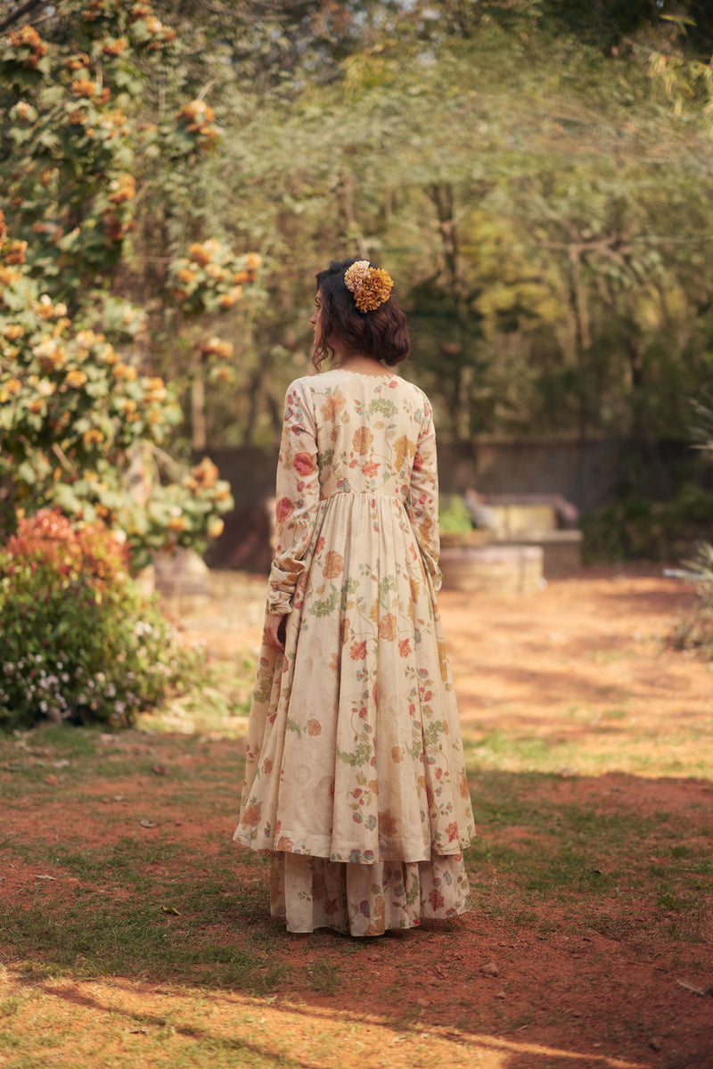 Ashara Anarkali Set chanderi by Paulmi & Harsh in ivory for women Worldwide