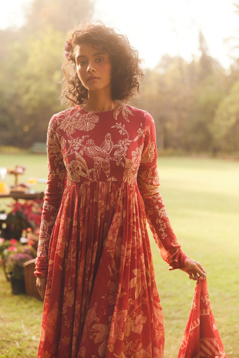 Lark Anarkali Set chanderi by Paulmi & Harsh in red for women Worldwide