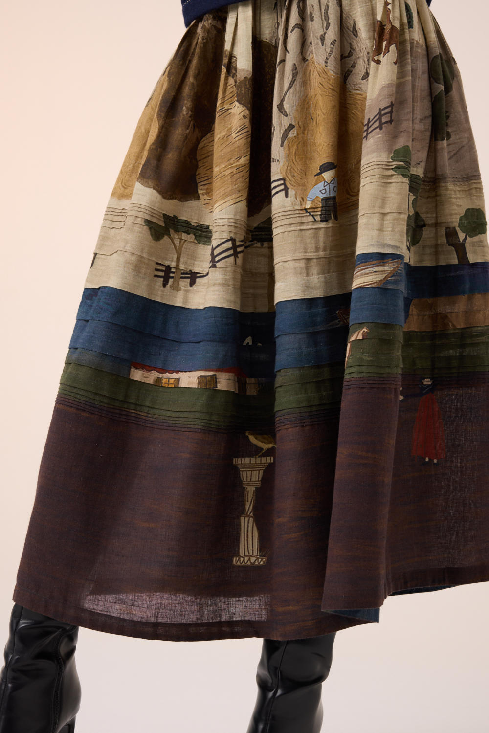 PINTUCK SKIRT -VILLAGE PRINT