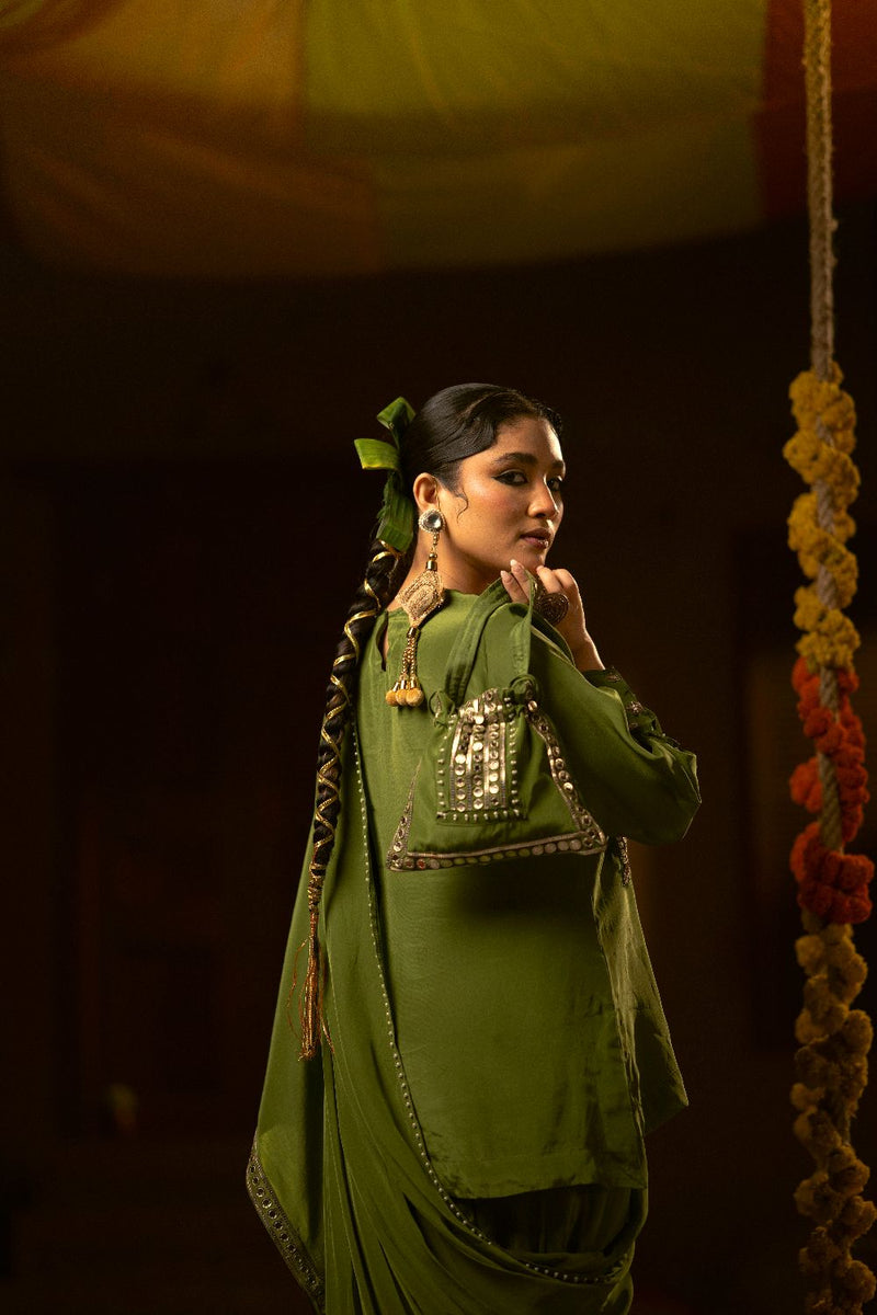 Sunira Green Chamak Potli- Mehendi silk by PRAHNAAYA for women Worldwide