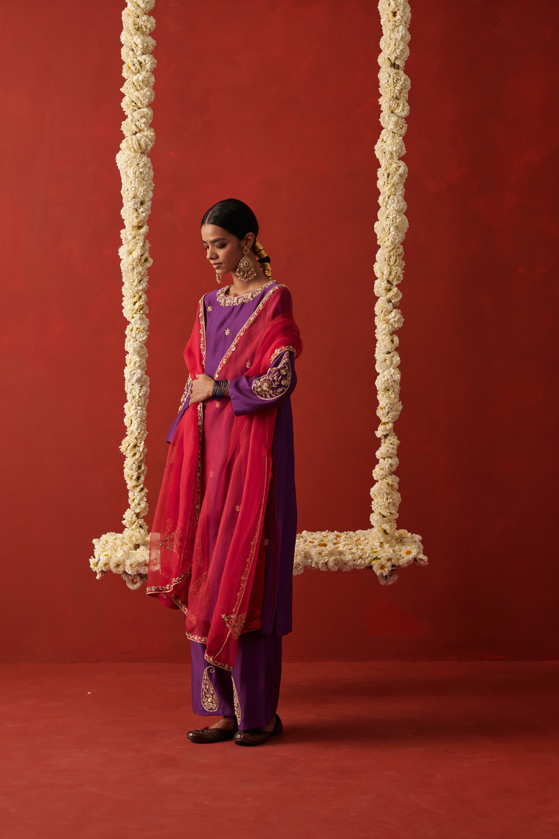 QURBAAN DUPATTA banarasi by Rashika Mittal in red color for women Worldwide