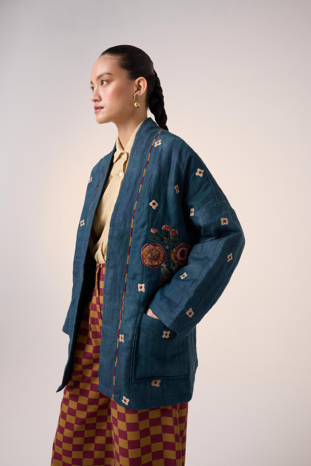 QUILTED FRONT OPEN JACKET-DARK BLUE FLOWER APPLIQUE