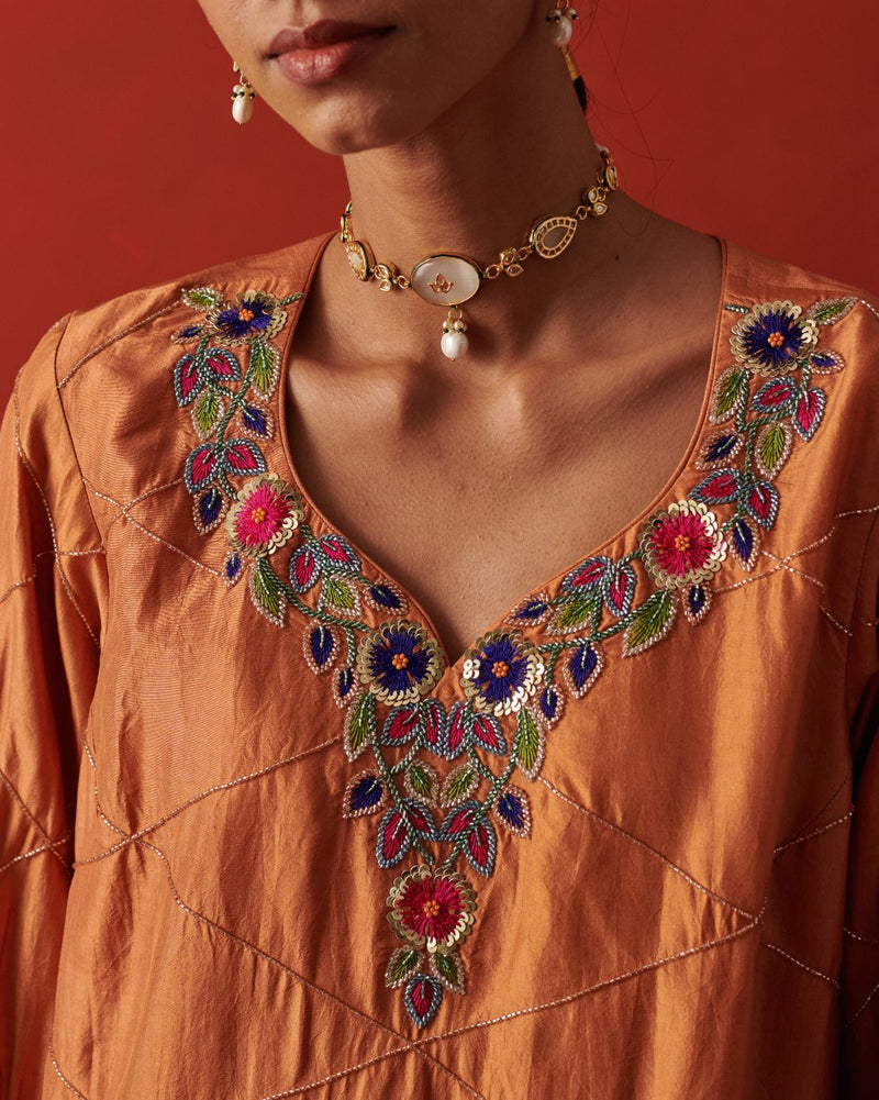 RAAS & ZEBA KURTA & PANT chiffon by Rashika Mittal in multi color for women Worldwide