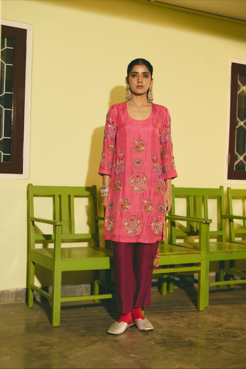 RANGTARA & JAMUNI KURTA & PANT silk by Rashika Mittal in multi color for women Worldwide