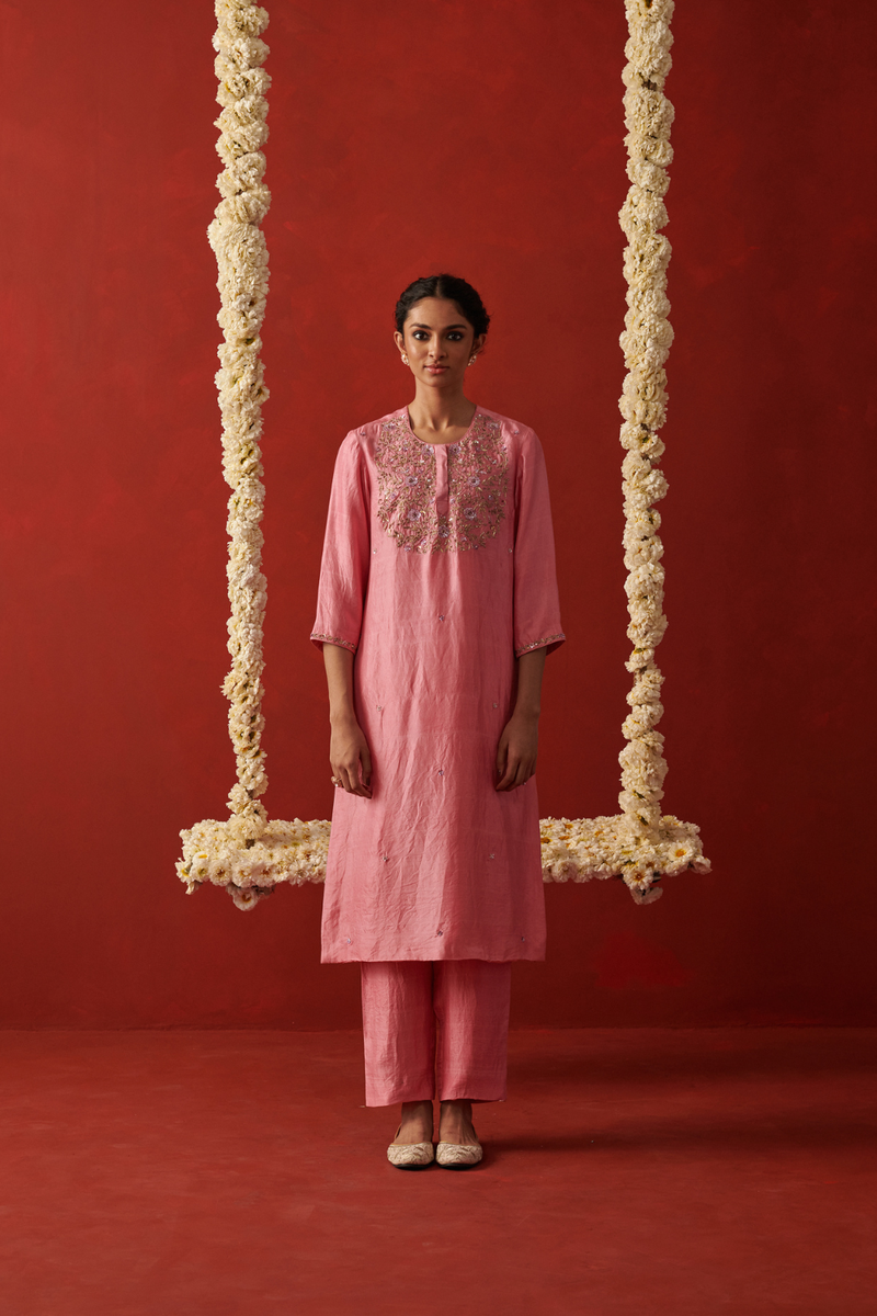 RUHANI & NILOFER KURTA & PANT georgette by Rashika Mittal in pink color for women Worldwide