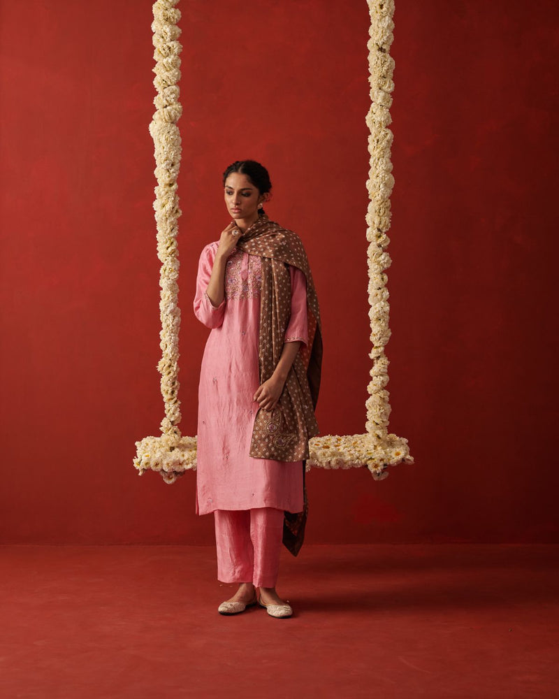 RUHANI & NILOFER KURTA & PANT georgette by Rashika Mittal in pink color for women Worldwide