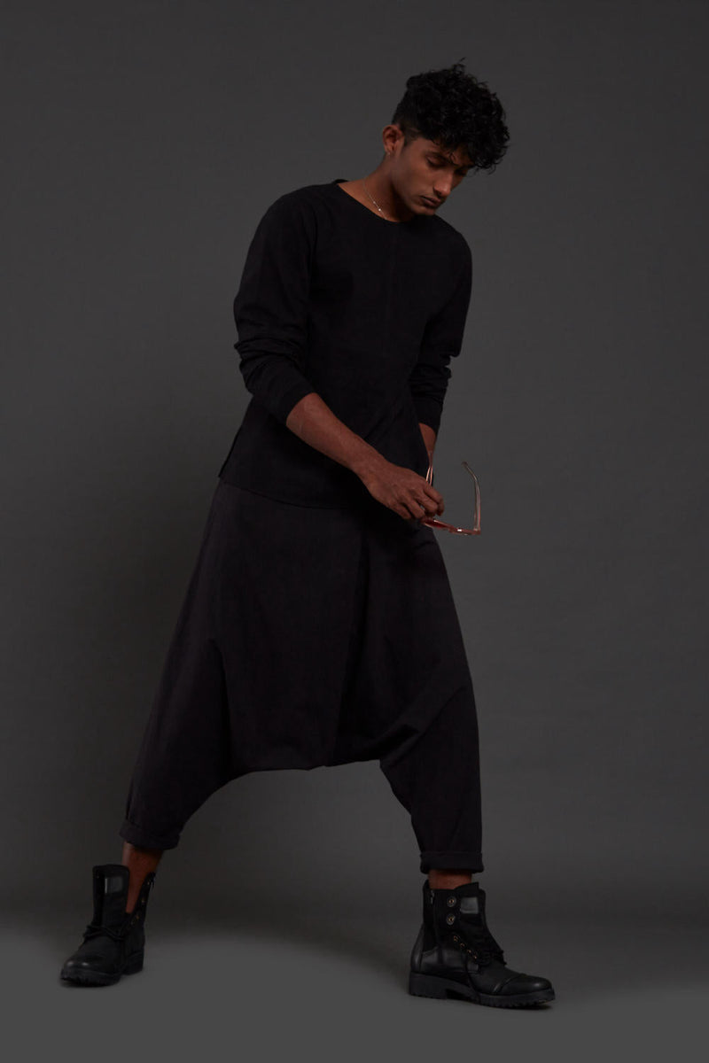 Raasta Black T-shirt & Drop Crotch Pants