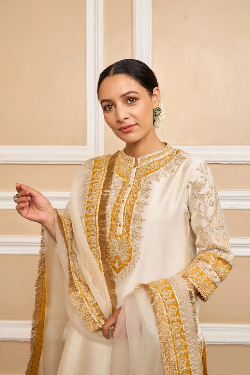 Resham Straight kurta with salwar and dupatta-Daisy Ivory silk by SHEETAL BATRA in ivory color for women Worldwide