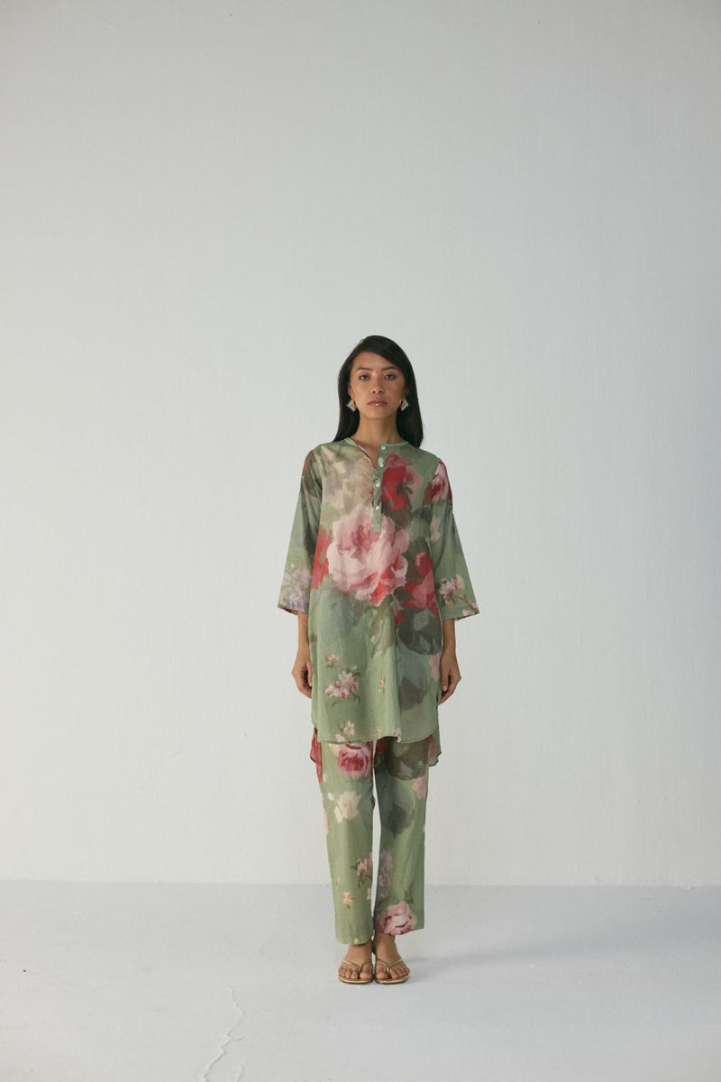 Roos Short Kurta Set cotton by YAM in green color for women Worldwide