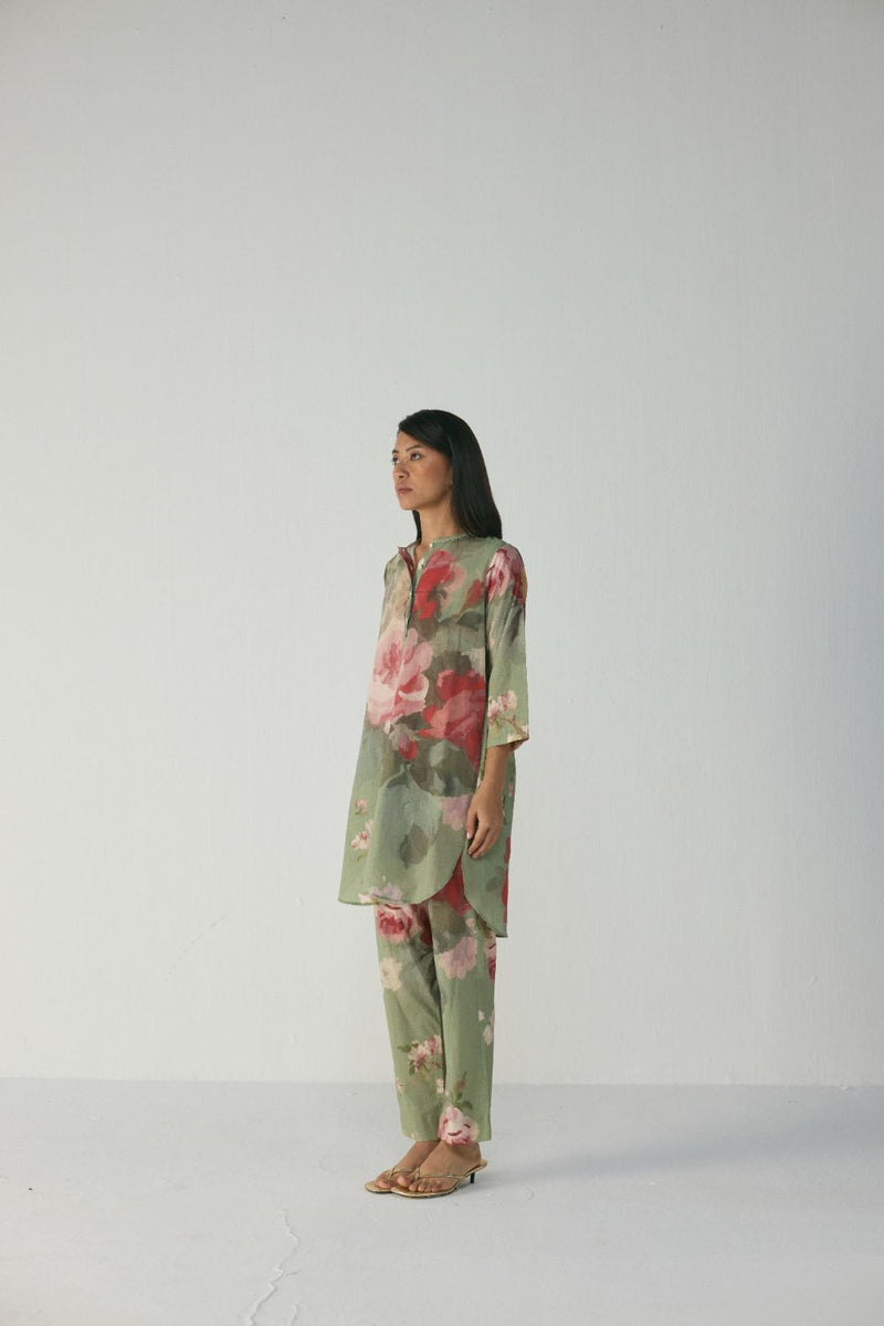 Roos Short Kurta Set cotton by YAM in green color for women Worldwide