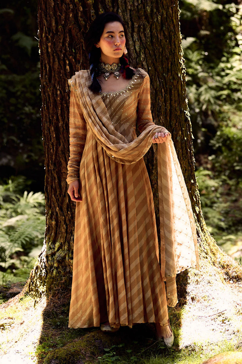 Sadie Anarkali Set cotton silk by Paulmi & Harsh-kahan Sep'26 in yellow for women Worldwide