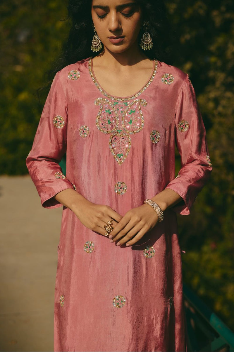 SAHER & NAAZLI KURTA & PANT silk by Rashika Mittal in pink color for women Worldwide