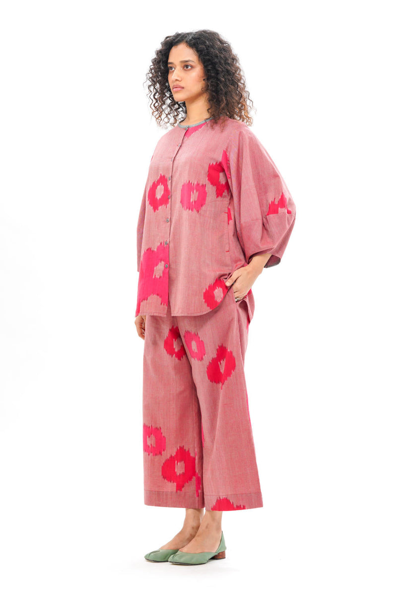 SAKURA LANTERN SHIRT 100% cotton by Translate - Handwoven Ikat in pink color for women Worldwide