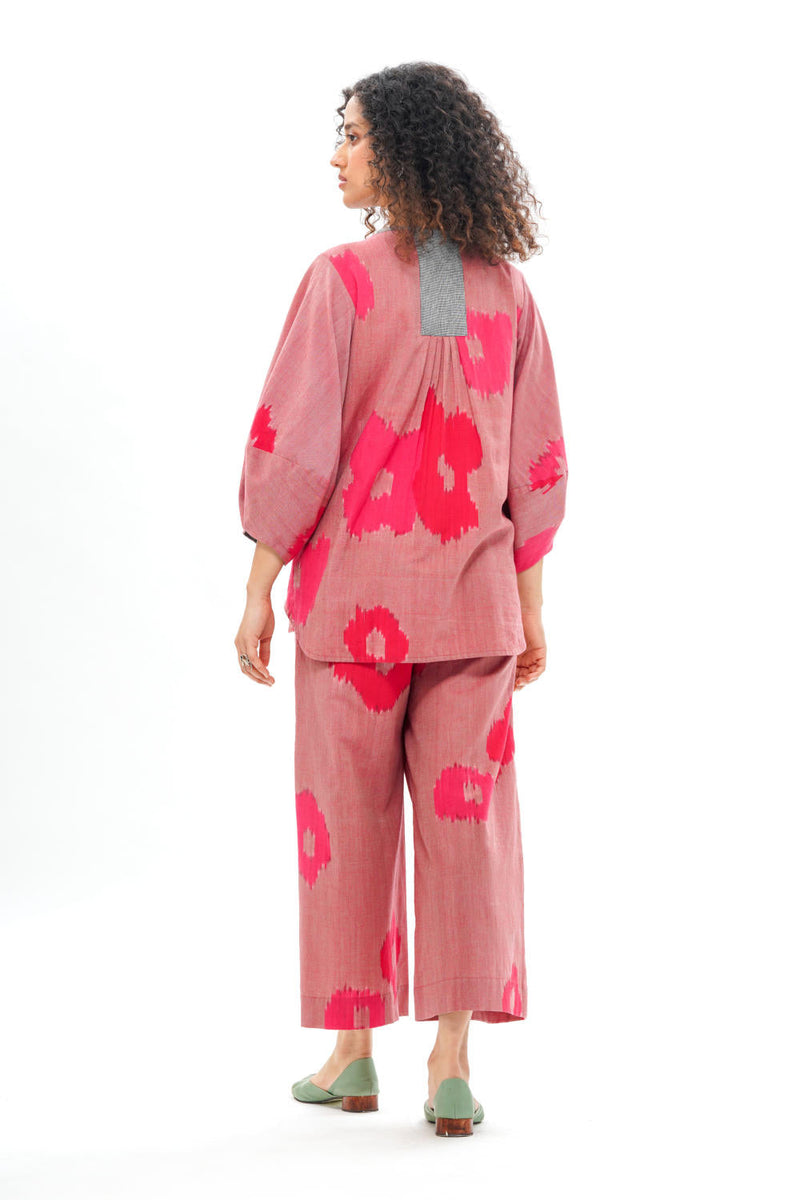 SAKURA LANTERN SHIRT 100% cotton by Translate - Handwoven Ikat in pink color for women Worldwide