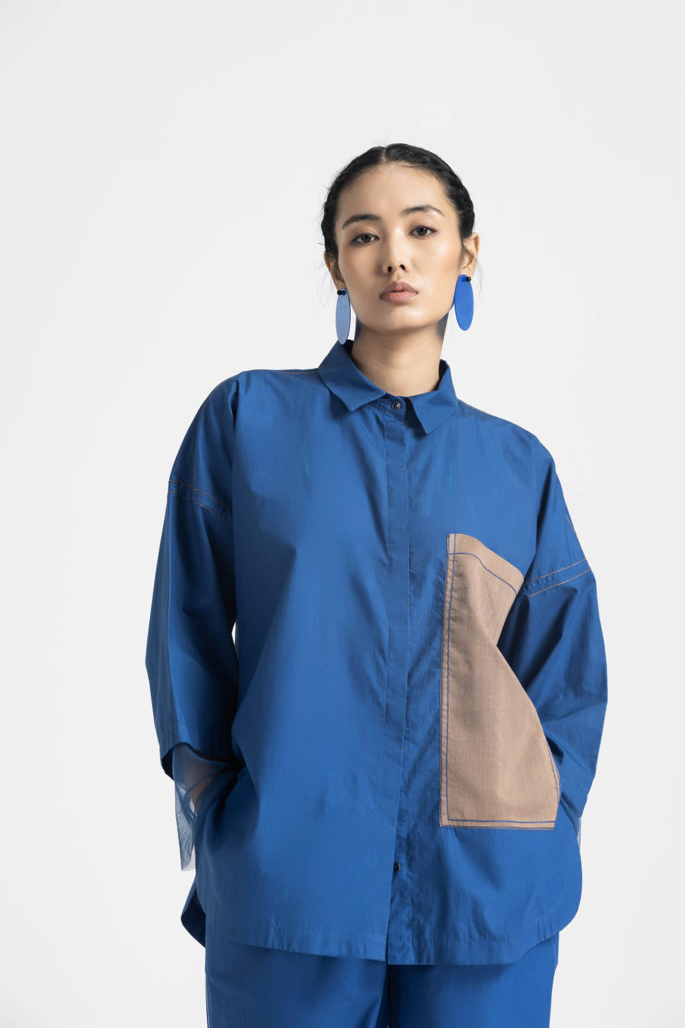 CONTRAST DETAIL SHIRT - ELECTRIC BLUE