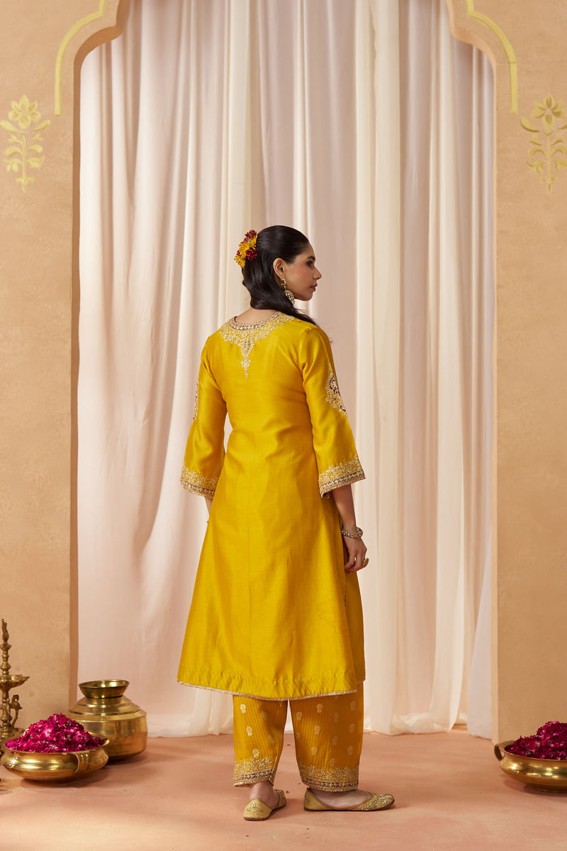 Liana Mustard Chauga with Salwar with Dupatta silk chanderi kurta/kurta set by SHEETAL BATRA in mustard for women Worldwide