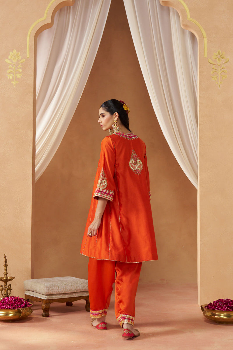 Daneen burnt orange chauga with salwar silk chanderi kurta/kurta set by SHEETAL BATRA in orange for women Worldwide