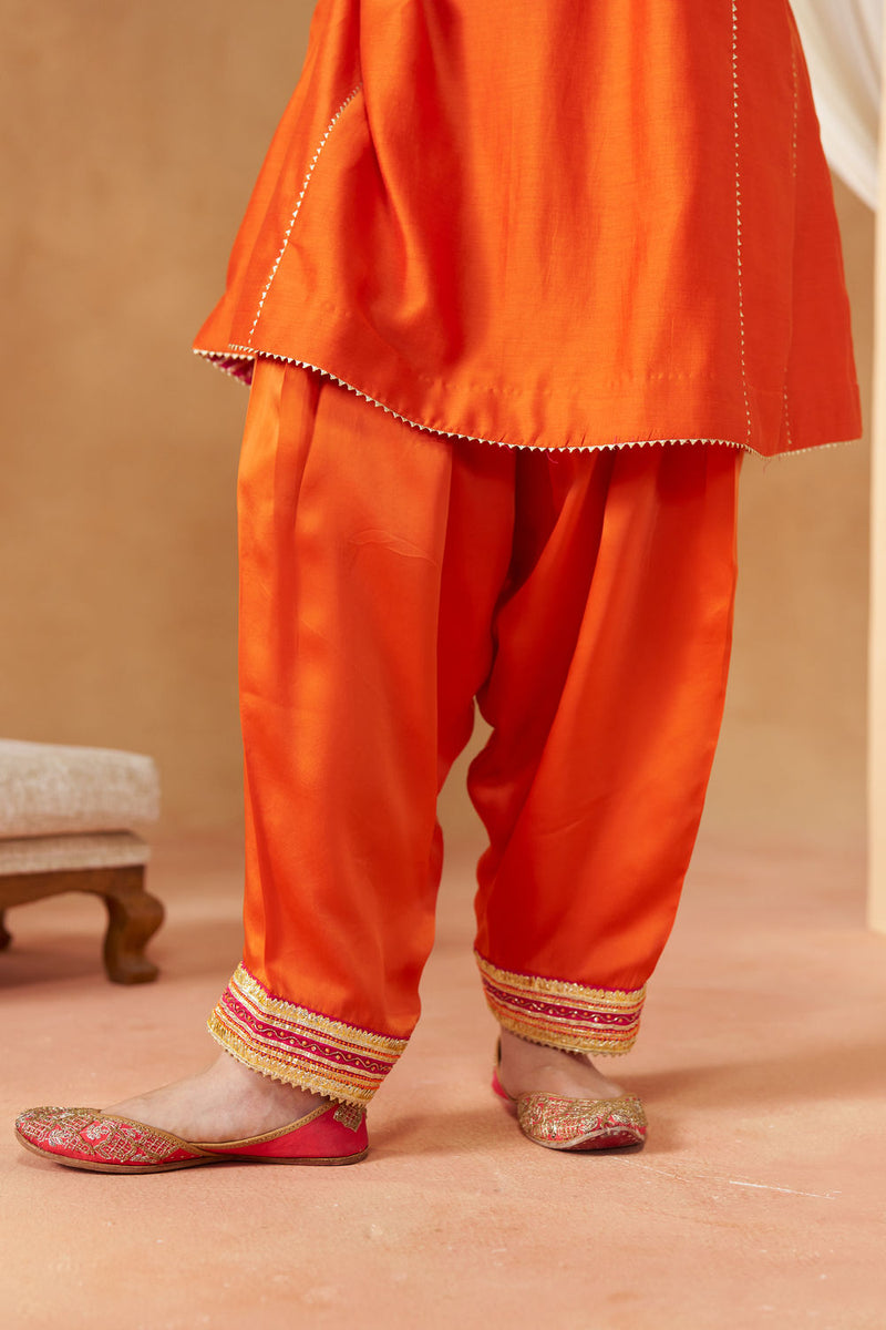 Daneen burnt orange chauga with salwar silk chanderi kurta/kurta set by SHEETAL BATRA in orange for women Worldwide