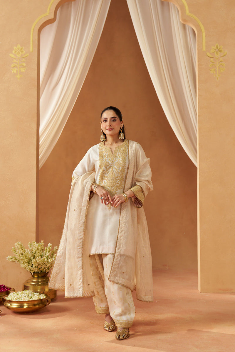 Adeela Daisy Ivory Kurta with Salwar and Dupatta silk chanderi kurta/kurta set by SHEETAL BATRA in ivory for women Worldwide