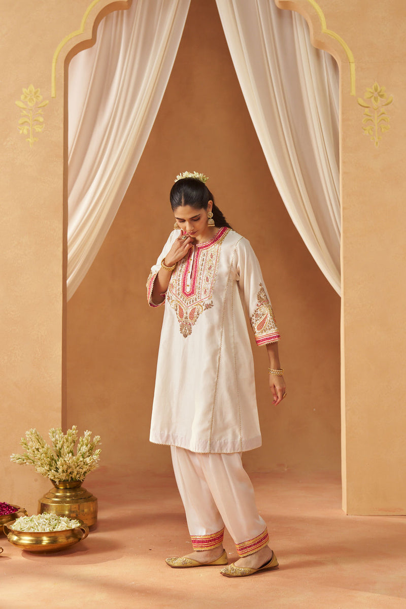 Zimal daisy ivory chauga with salwar silk chanderi kurta/kurta set by SHEETAL BATRA in ivory for women Worldwide