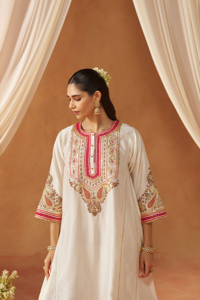 Zimal daisy ivory chauga with salwar silk chanderi kurta/kurta set by SHEETAL BATRA in ivory for women Worldwide