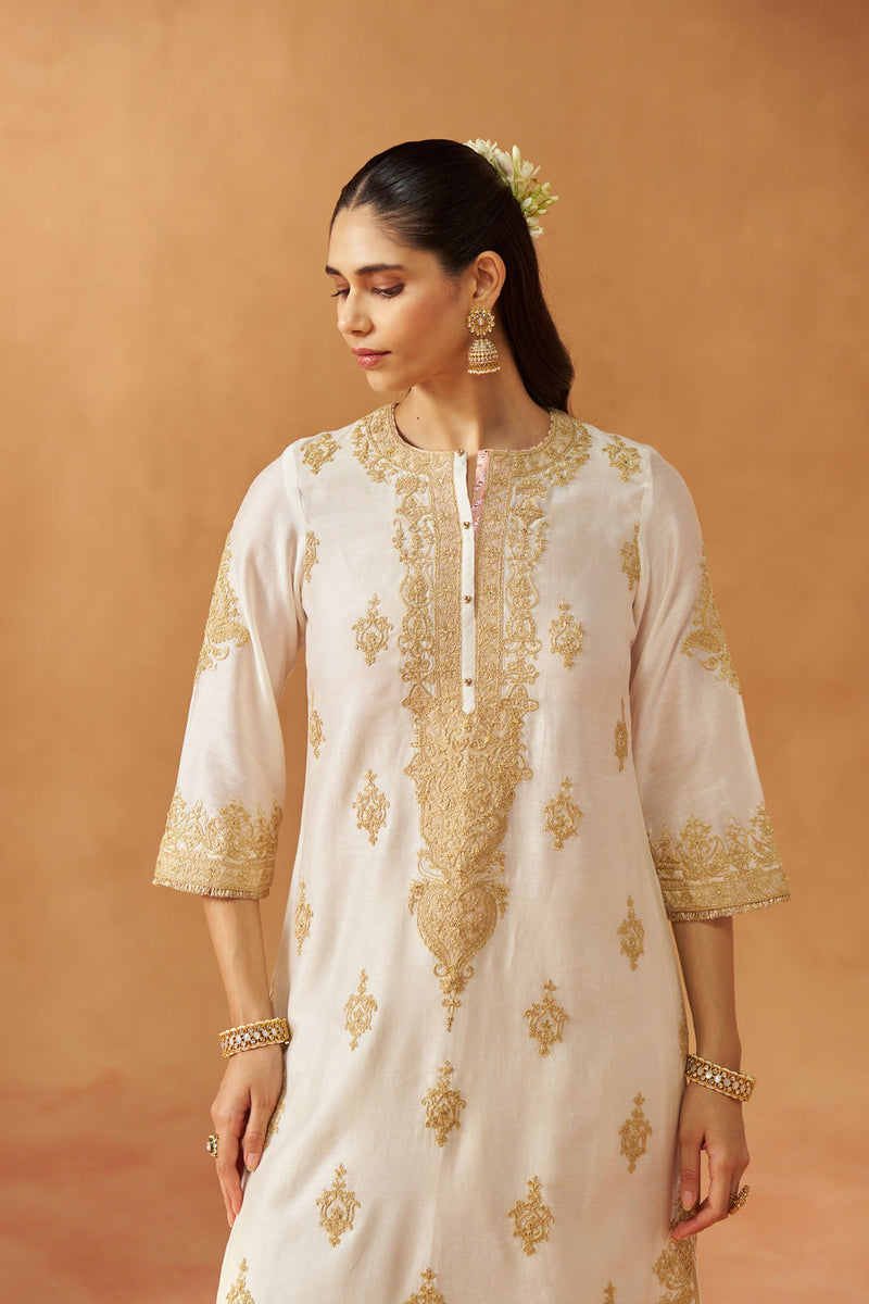 Mubina Daisy Ivory Kurta with Salwar and Dupatta silk chanderi kurta/kurta set by SHEETAL BATRA in ivory for women Worldwide