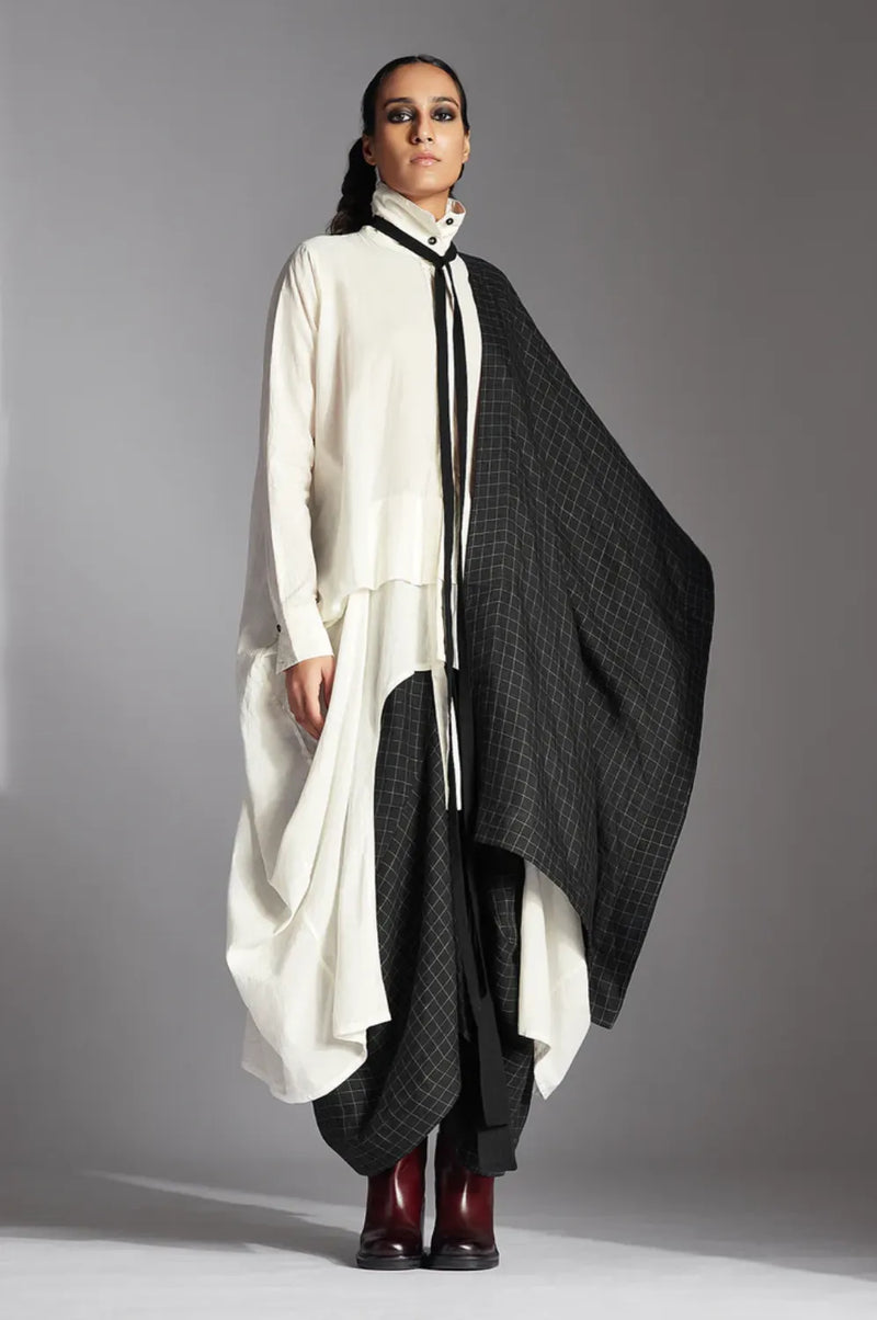 Kael Sari Skirt-Black and White by Chola in black color for women Worldwide