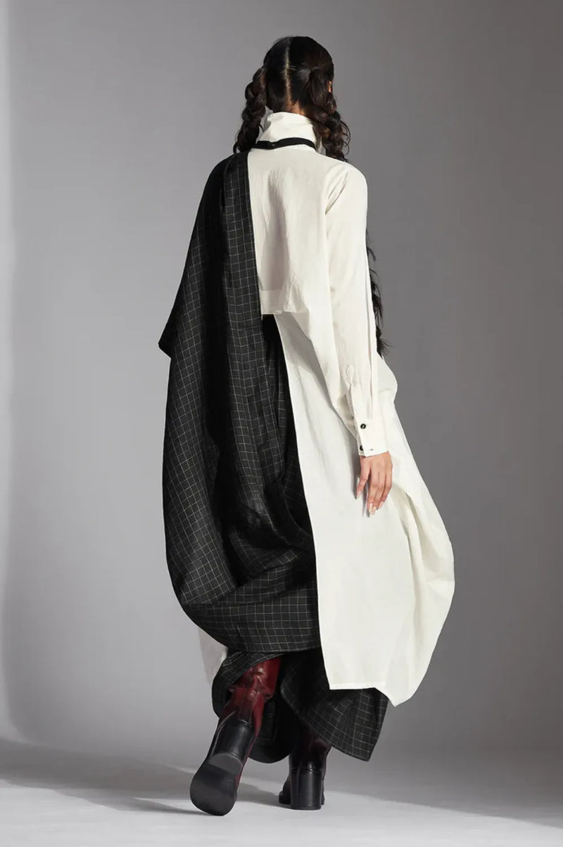 Kael Sari Skirt-Black and White by Chola in black color for women Worldwide