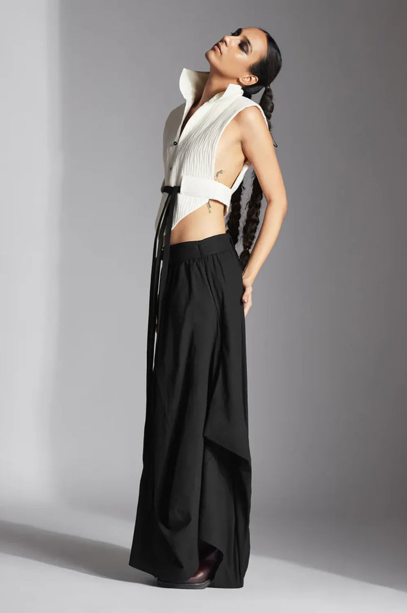 Aspen Skirt-Black poplin by Chola in black color for women Worldwide