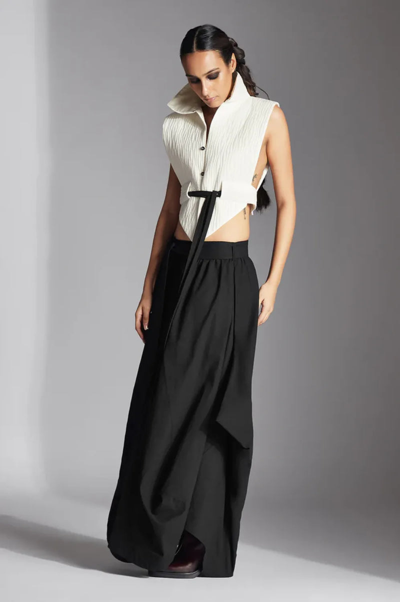 Aspen Skirt-Black poplin by Chola in black color for women Worldwide