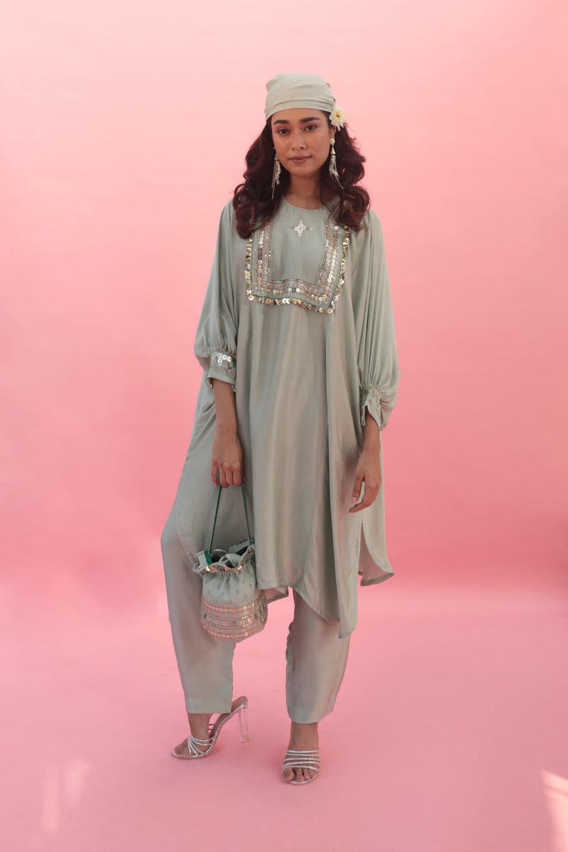 Saba Green Kurta Set with Pant satin by PRAHNAAYA in green color for women Worldwide