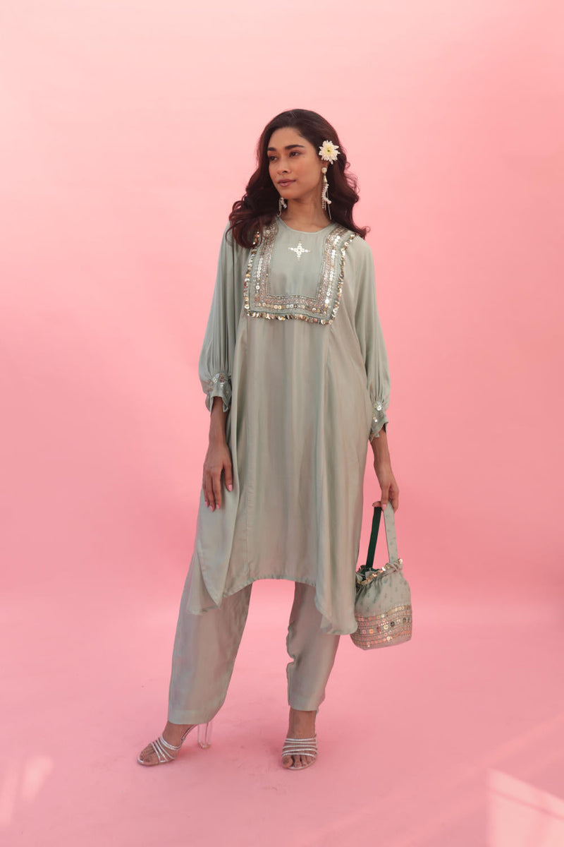 Saba Green Kurta Set with Pant satin by PRAHNAAYA in green color for women Worldwide