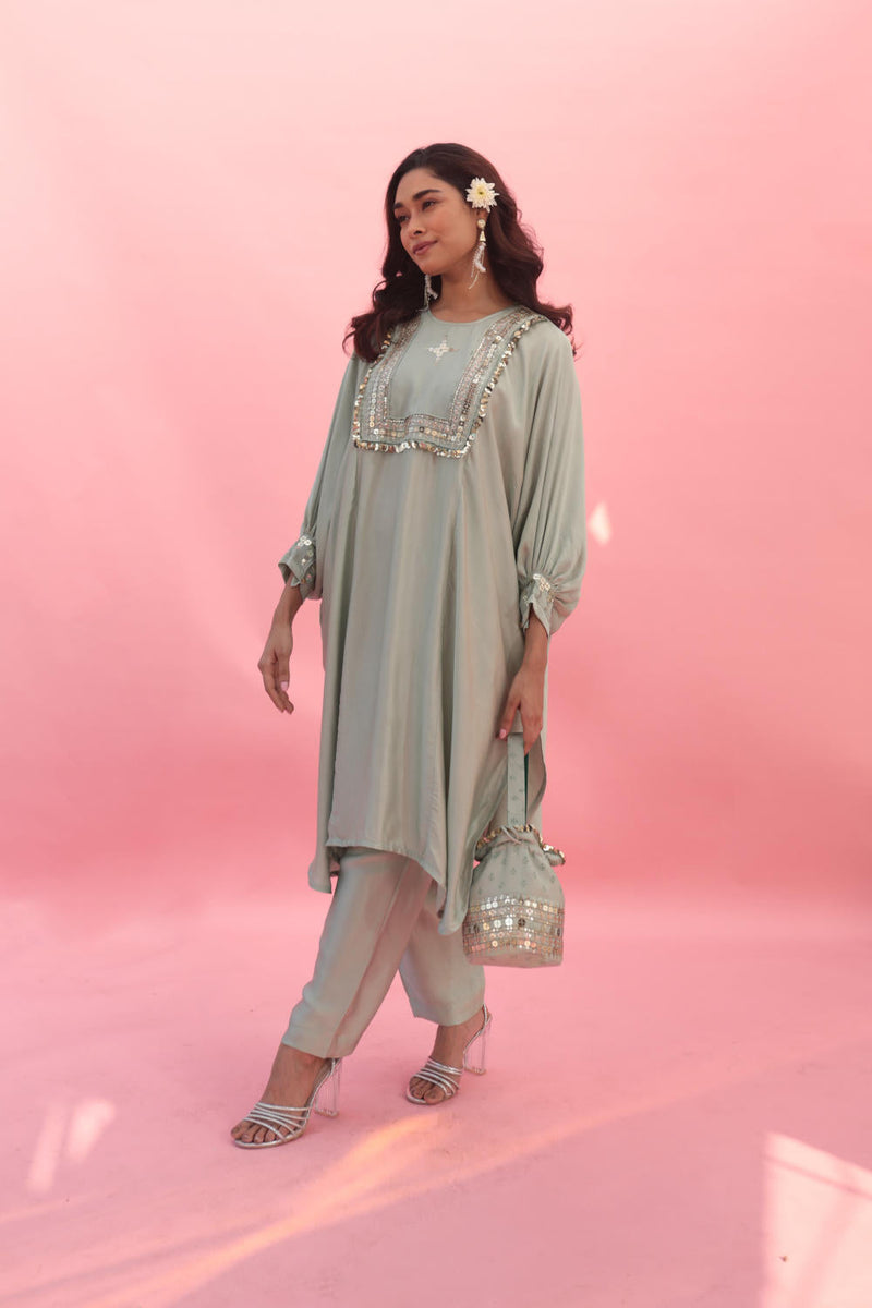 Saba Green Kurta Set with Pant satin by PRAHNAAYA in green color for women Worldwide