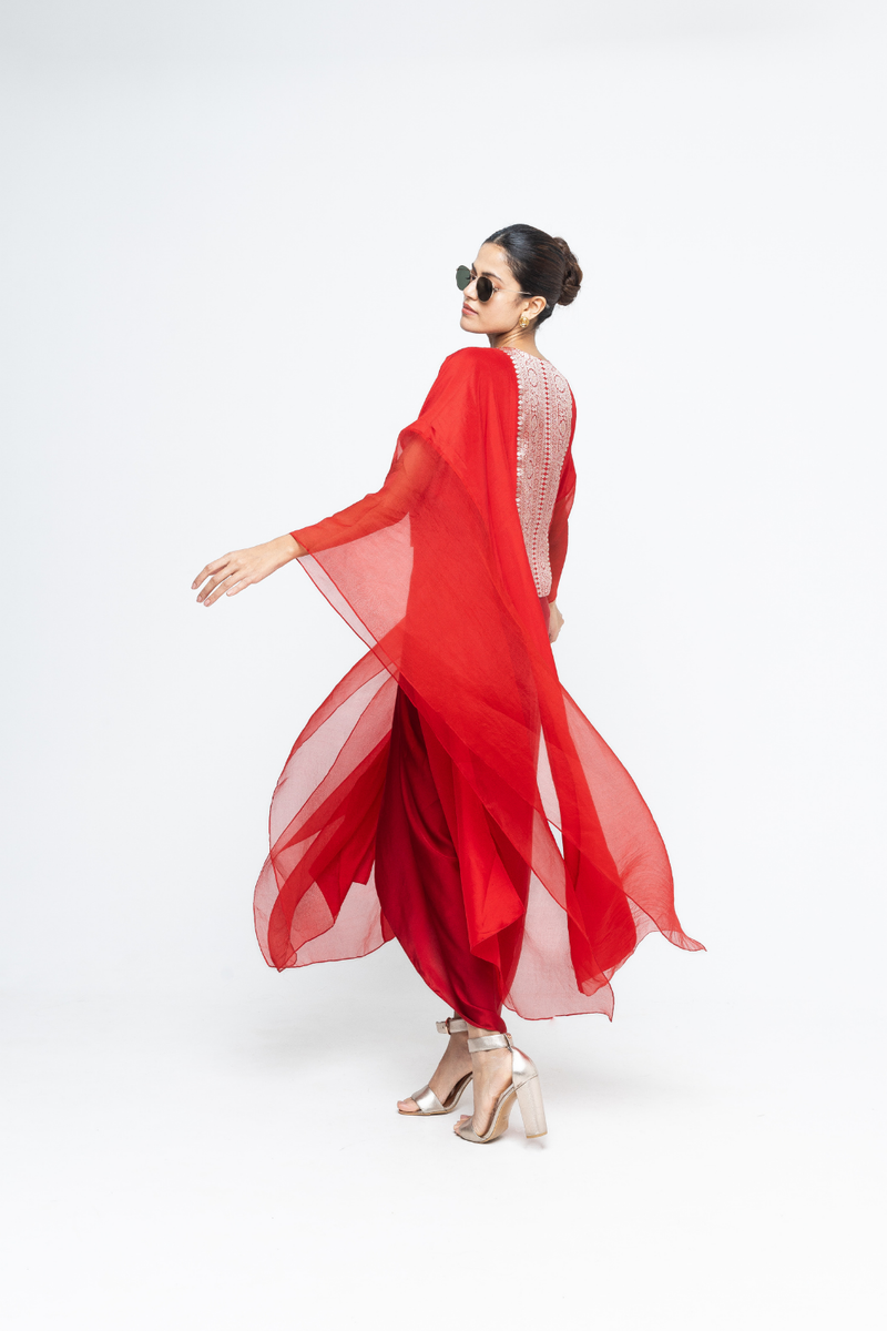 Onaya - Silk Cape set - Red satin by SOBARIKO in red color for women Worldwide