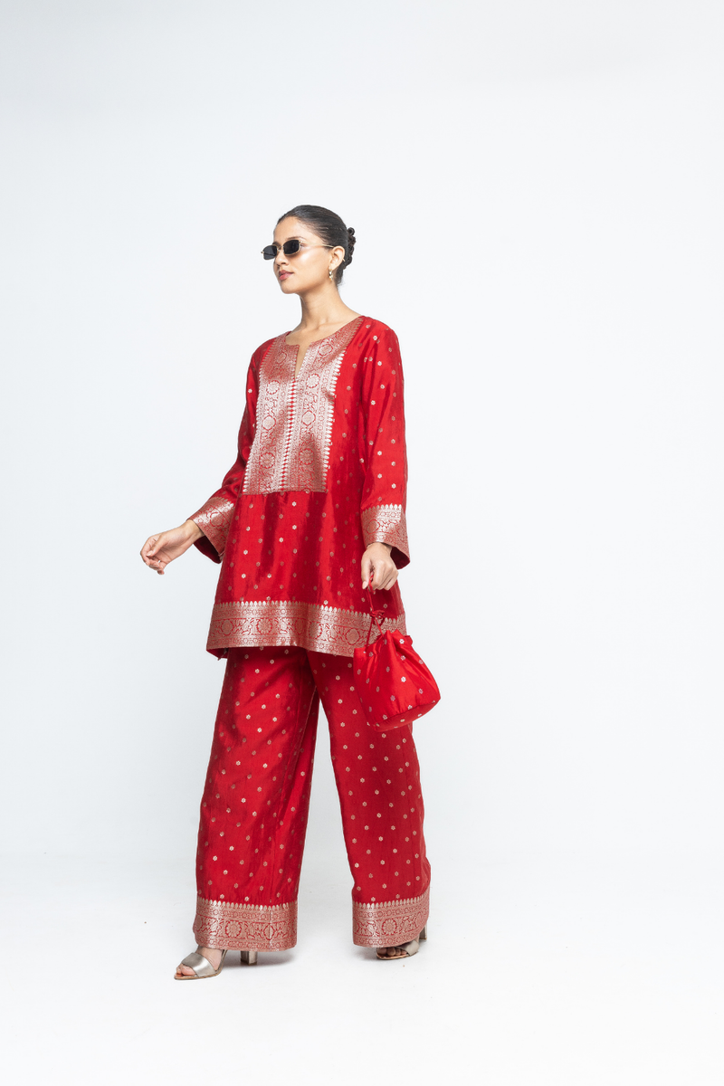 Mehak - Red Butti Brocade Kurta with Pants - Red silk by SOBARIKO in red color for women Worldwide