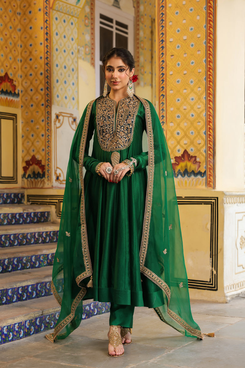Ahista Green Kalidaar Set silk chanderi kurta/kurta set by Niti Bothra in green for women Worldwide
