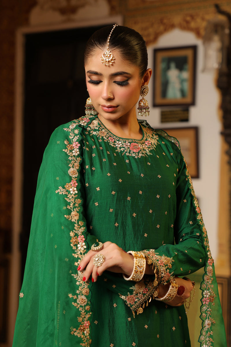 Ahista Green Mayur Applique Long Kurta With Heavy Dupatta chiniya silk kurta/kurta set by Niti Bothra in green for women Worldwide